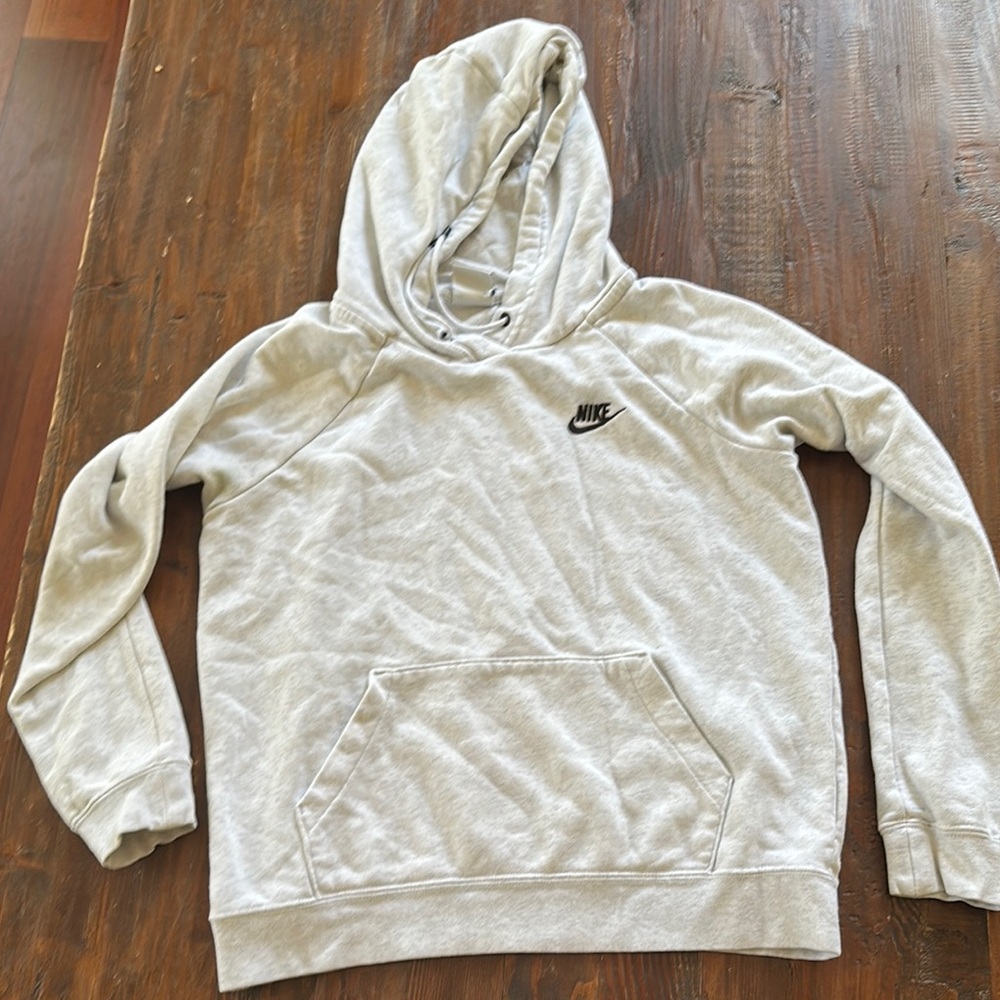 Nike Gray Sweatshirt Hoodie Athletic Leisurewear